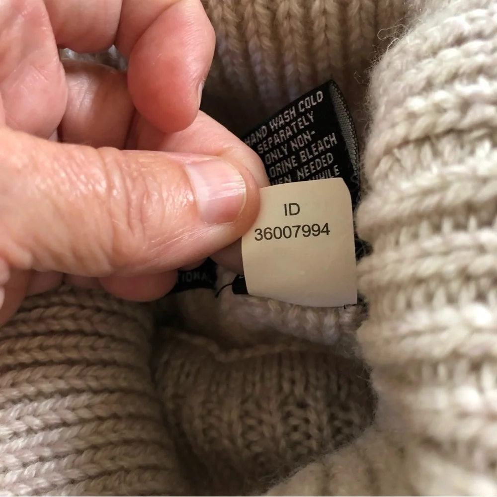 Vintage Moda International Cable Knit Turtleneck Sweater L Cream Wool Blend